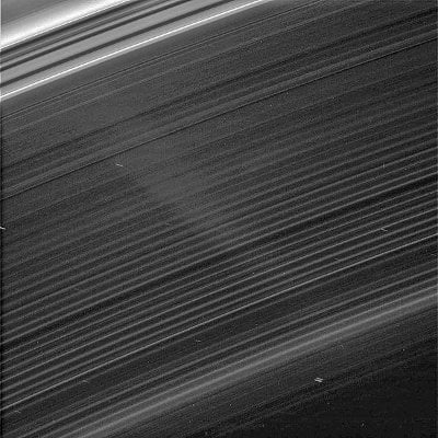 Anillo D fotografiado por Cassini